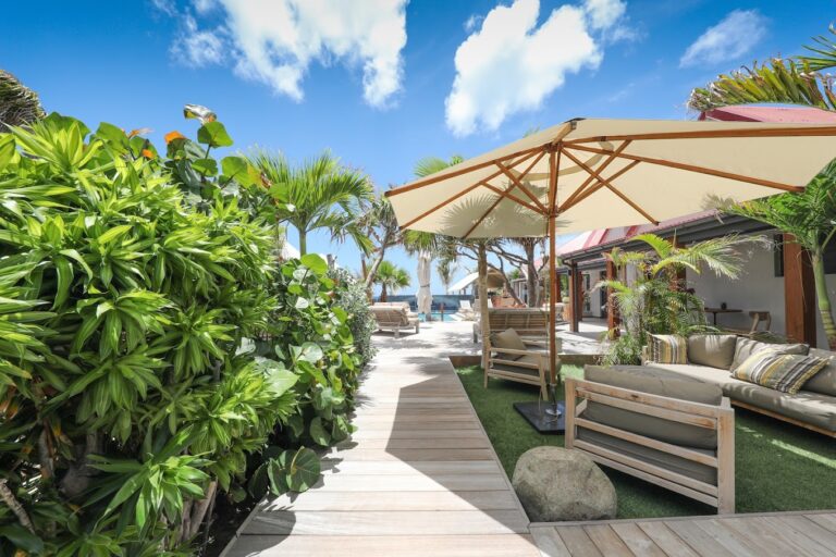 Pearl Beach Club St. Barth: An Idyllic Escape on St. Jean Beach