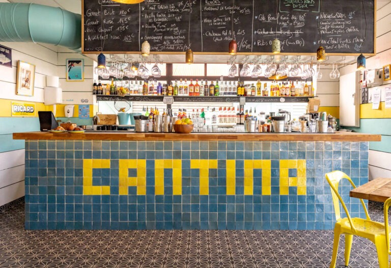 La Cantina St-Barthélemy: A Vibrant Culinary and Nightlife Hotspot