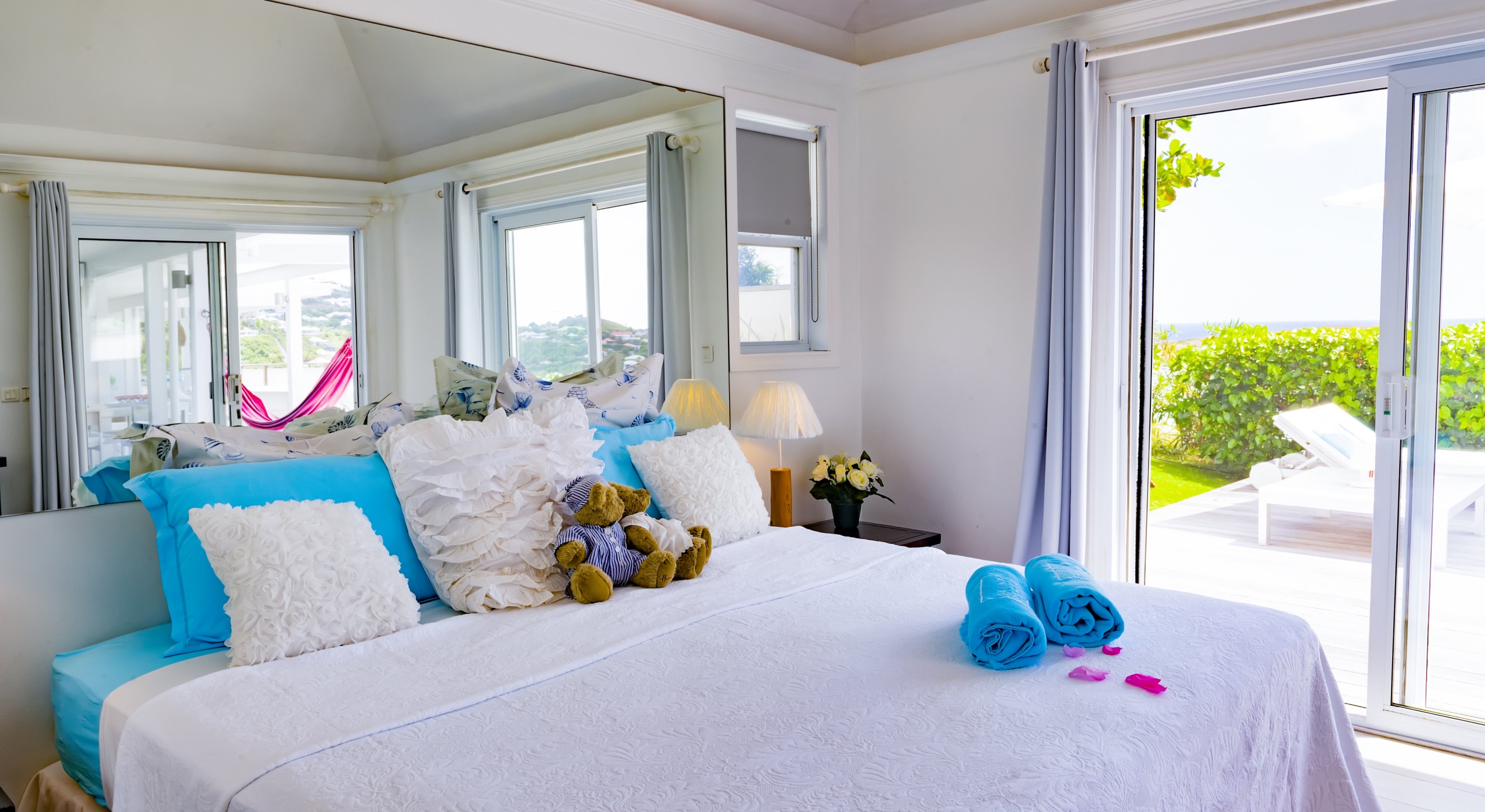 Villa Summer Breeze St. Barth - second bedroom bright and airy